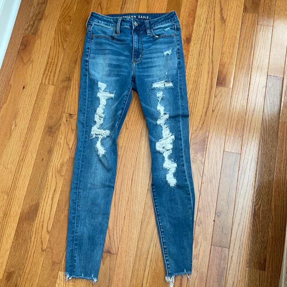 American Eagle skinny distressed jeans  size 4
